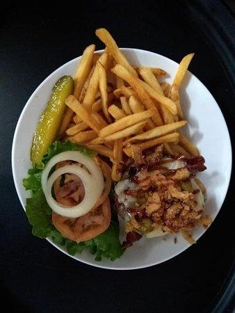 Travelers Cafe and Pub